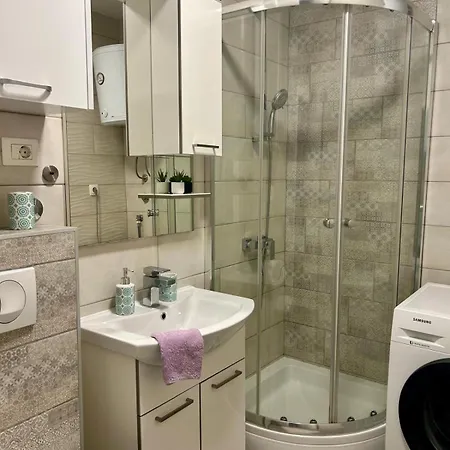 Apartman Apartment *